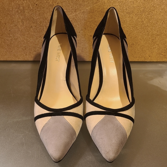 Black/Gray/Beige Leather Upper Nine West Heels - Picture 3 of 5
